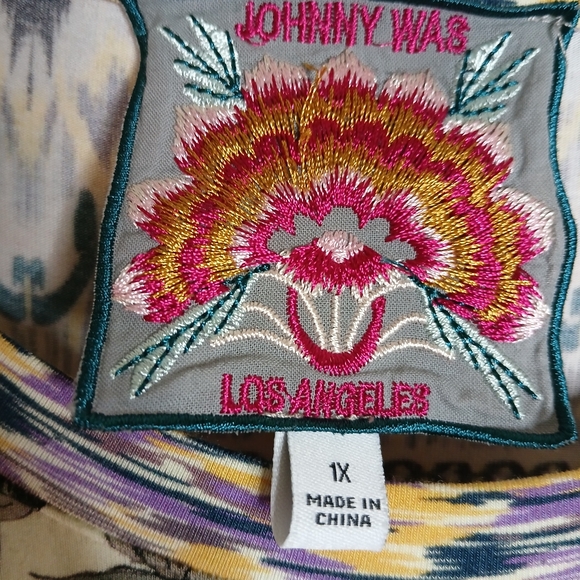 Johnny Was Floral and Geometric Mixed Print Women's Top Sz 1X - Picture 5 of 7